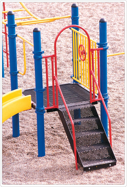 Step Ladder w/ Arched Entry